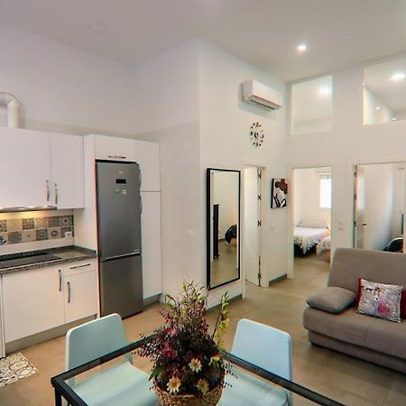 דירות סביליה Luminoso Apartamento En El Corazon De Triana מראה חיצוני תמונה