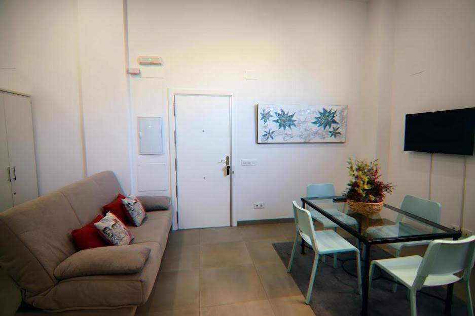 דירות סביליה Luminoso Apartamento En El Corazon De Triana מראה חיצוני תמונה